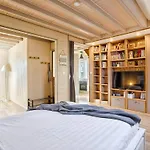 Chalet Lumineux Avec Grand Jardin Et Parking Prive A - Fr-1-788-55 *