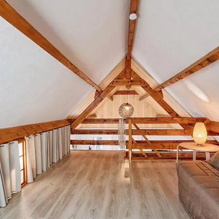 Lumineux Avec Grand Jardin Et Parking Prive A - Fr-1-788-55 * Merville-Franceville-Plage