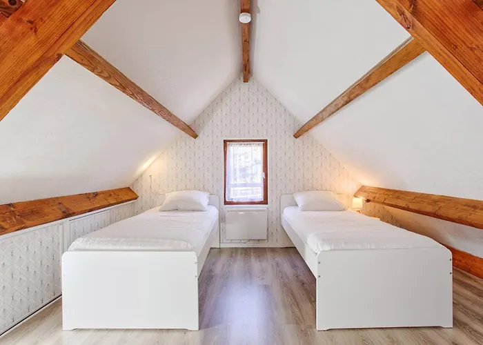 Lumineux Avec Grand Jardin Et Parking Prive A - Fr-1-788-55 Chalet