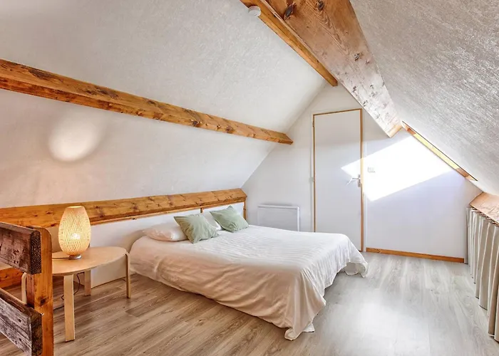 Lumineux Avec Grand Jardin Et Parking Prive A - Fr-1-788-55 Merville-Franceville-Plage